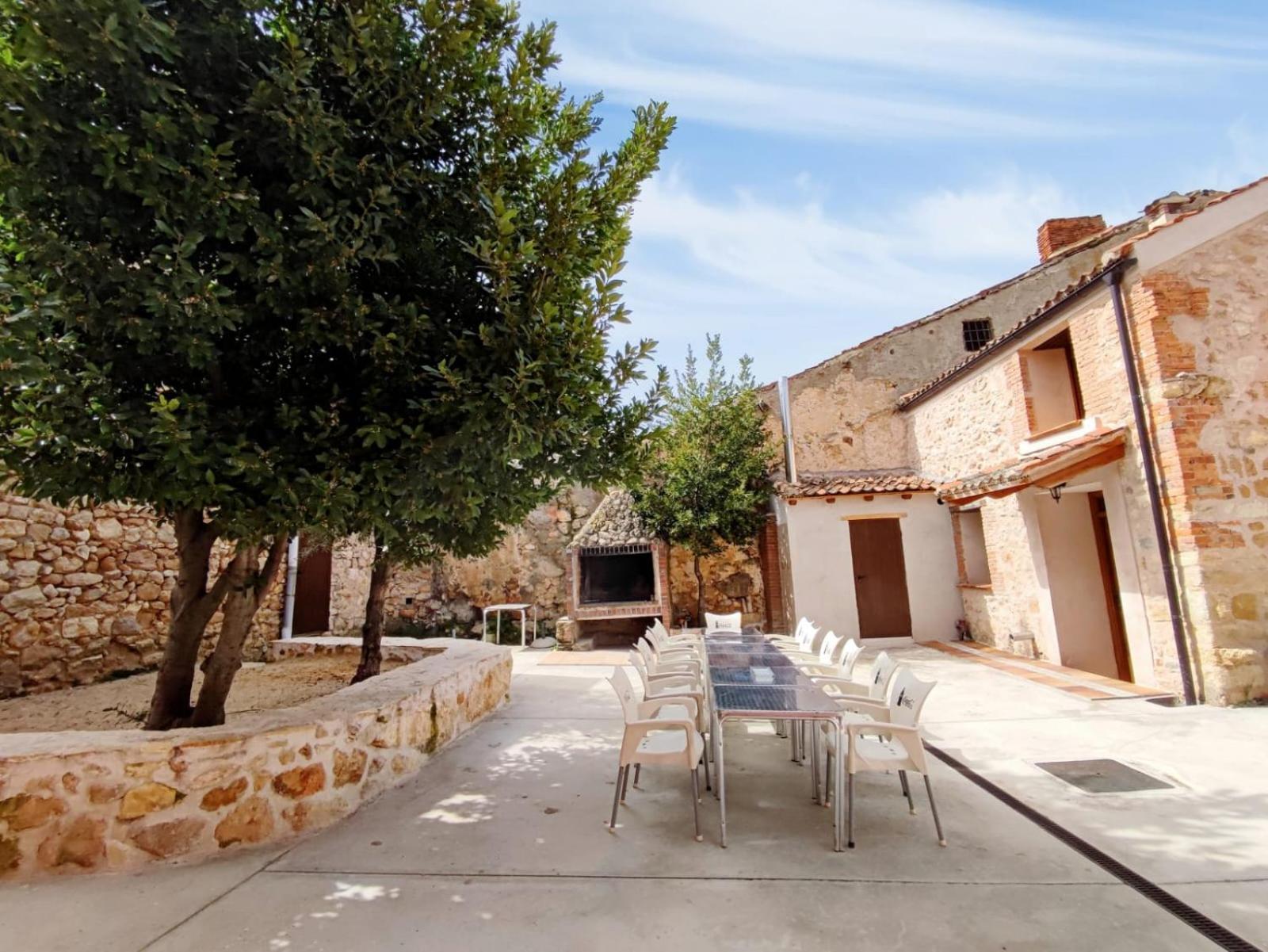 Alojamiento Turistico Los Laureles Сеговия Экстерьер фото